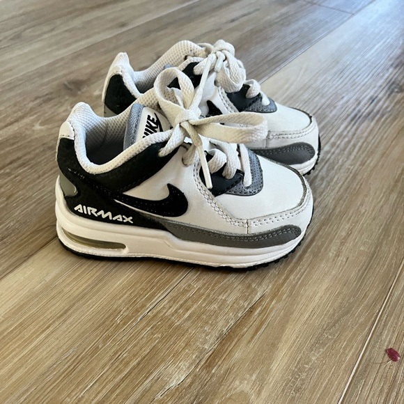Toddler Nike Air Max size 5 - Picture 4 of 6